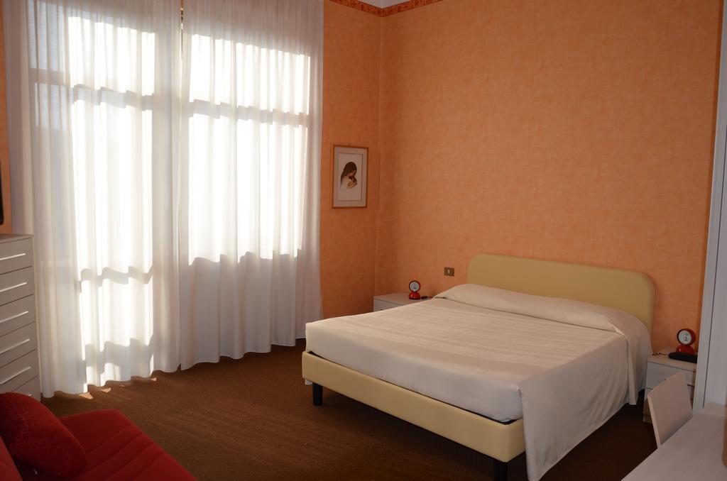 Hotel Corona Termoli Eksteriør billede